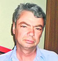 Taţii alcoolici le-au distrus copilăria