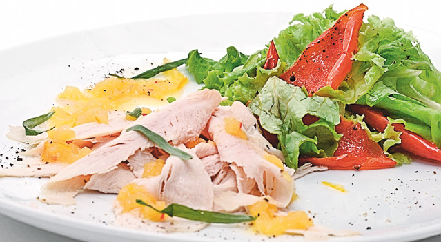 Prepară bunătăţi cu salată verde | Iată şase reţete simple care o au în rolul principal