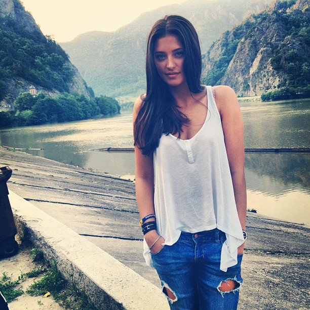 ANTONIA a zâmbit şi fanii AU FOST FERMECAŢI! Descoperă CE I-A ÎNNEBUNIT la această poză | FOTO