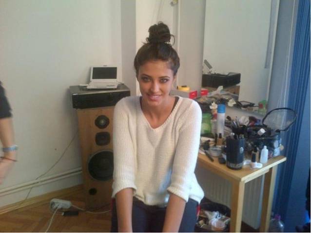 Te vei îngrozi când vei vedea în ce MIZERIE stă Antonia! Măreşte poza să vezi GROZĂVIA | FOTO