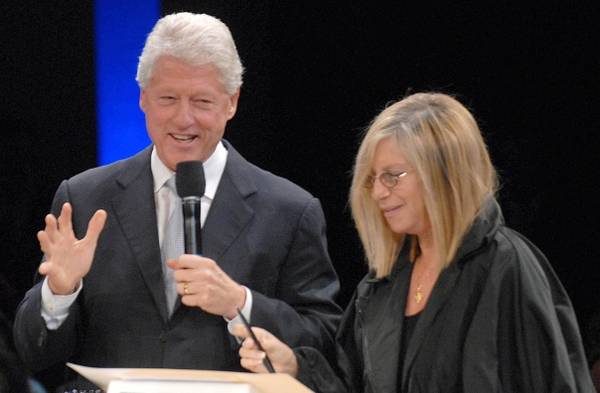 Bill Clinton, aventură cu o actriţă de Oscar? Află cine îl iubeşte pe fostul preşedinte