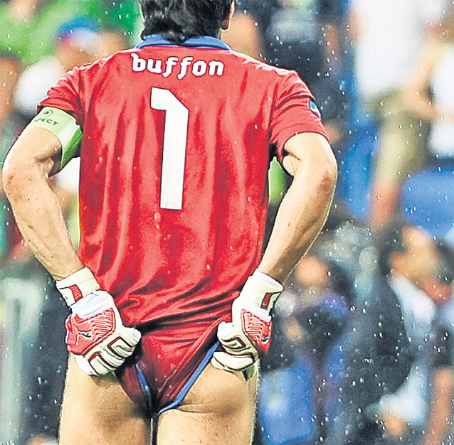 EURO 2012 | Croaţii au acuzat dur prestaţia arbitrului Wolfgang Stark, care nu le-a acordat două penalty-uri