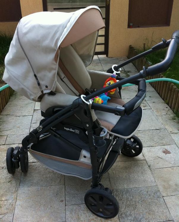 Aşa arată caruciorul scos la vânzare de Laurette