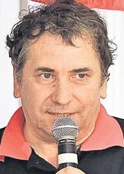 LUCRURI INEDITE despre poetul Adrian Păunescu: "Avea iubite în toată ţara"