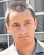 Mircea Balog, fiul unuia dintre bărbaţii ucişi de Şerban Huidu, a refuzat ajutorul vedetei: «Voia să ne dea bani ca să îşi facă reclamă»