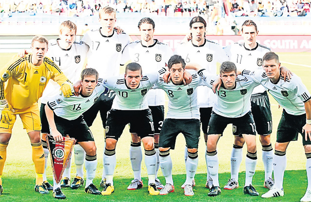 EURO 2012 - grupa B: doi monştri sacri trebuie să moară