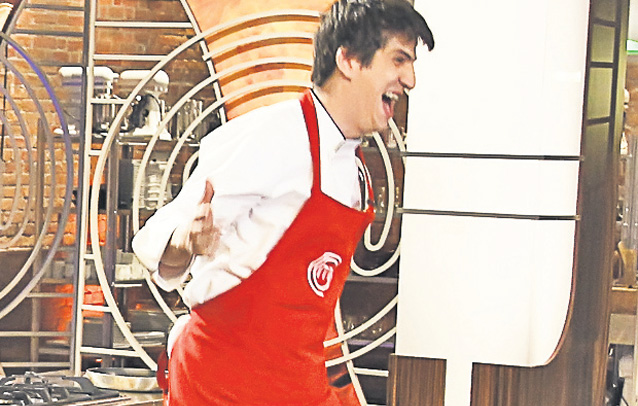Petru Buiuca, câştigătorul de la MasterChef, bântuit de juraţi în somn | EXCLUSIV