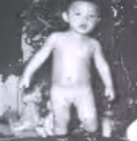 Un actor cunoscut de la noi, fără chiloţi! I se vede tot, tot! | FOTO