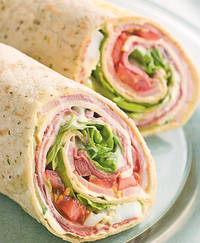 Prepară bunătăţi cu salată verde | Iată şase reţete simple care o au în rolul principal