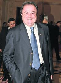 Băsescu s-a protejat iar cu «flacăra violet»