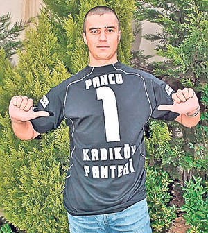 Daniel Pancu, singurul român care a lucrat cu Vicente del Bosque, i-a făcut portretul selecţionerului proaspetei campioane europene
