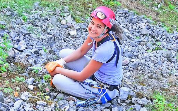 Flavia, øn  timpul unei  vacanœe la  munte