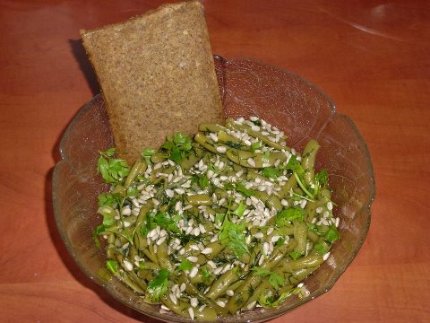 "Regina salatelor" revine! Uite ce îţi recomandă Carmen Brumă de data asta!