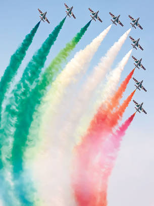 Nebunie curată pe cerul Capitalei! FOTO