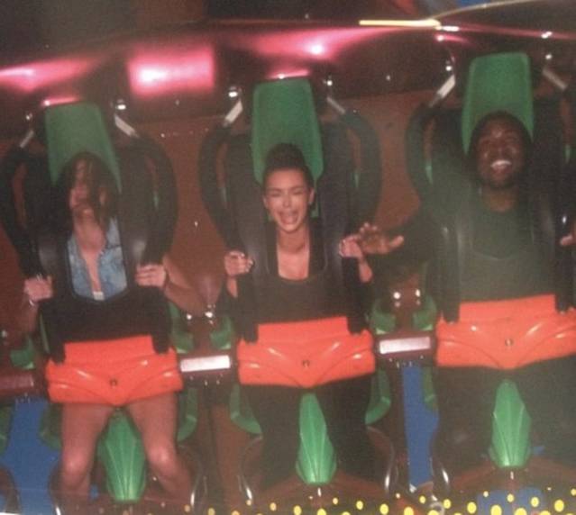 Kim Kardashian, îngrozită în parcul de distracţii