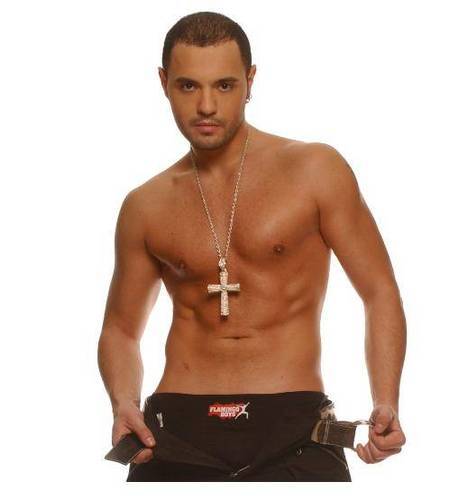 CÂŞTIGĂTOR DE LA DANSEZ PENTRU TINE, BĂTUT ÎN PLINĂ STRADĂ DE MIHAI MITOŞERU