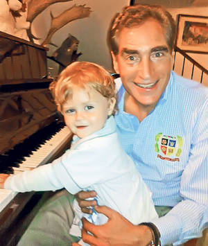 Astăzi, Petre Roman, fostul premier al ţării, împlineşte 66 de ani: «Mă simt ca acum 20 de ani!» | INTERVIU EXCLUSIV