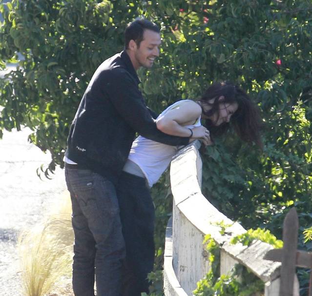Kristen Stewart şi Rupert Sunders Kristen Stewart şi Rupert Sunders