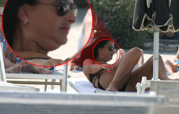 Gabriela Cristea și-a scos șunculițele la mare, la soare. Cum arată vedeta fără Photoshop | FOTO