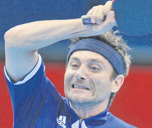 Kalinikos Kreanga - jucător de tenis de masă, a concurat pentru Grecia