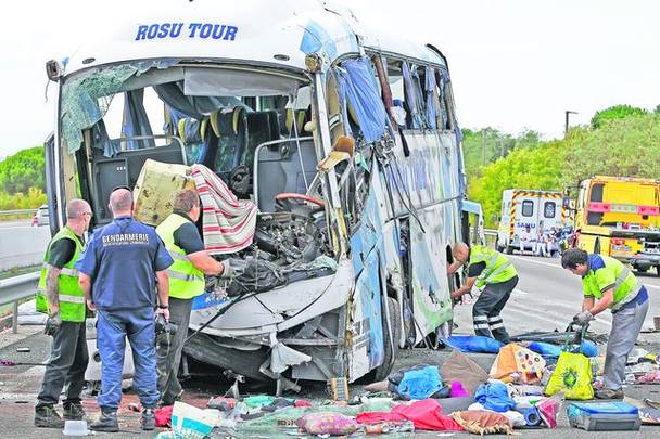 Aşa arăta autocarul imediat după accidentul de pe 2 septembrieAşa arăta autocarul imediat după accidentul de pe 2 septembrie