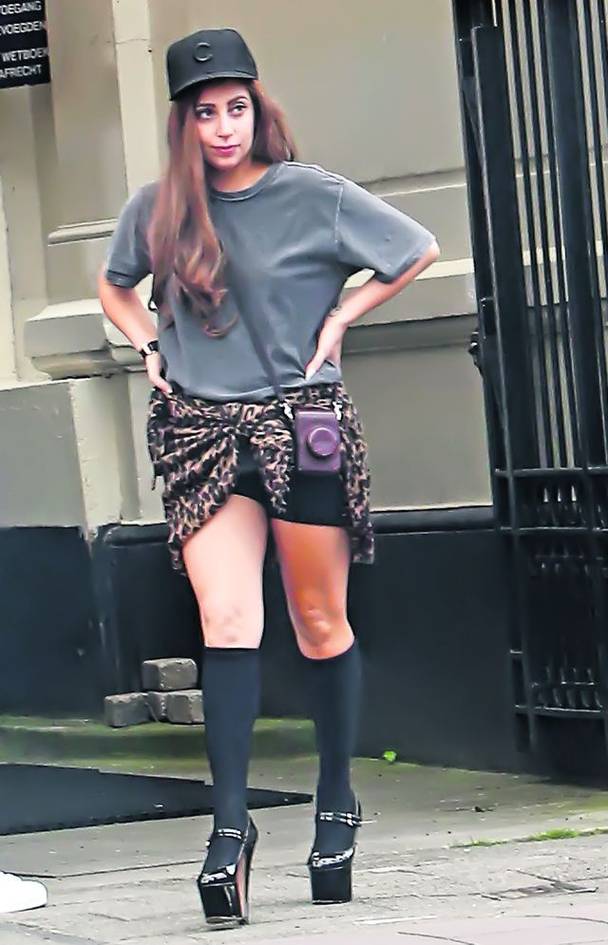 Lady Gaga, la plimbare prin Amsterdam