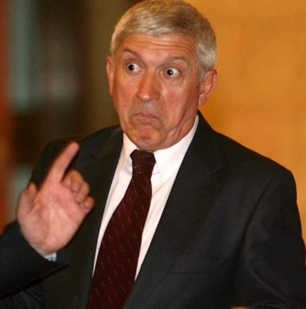 10 VEDETE care au INTRAT în POLITICĂ