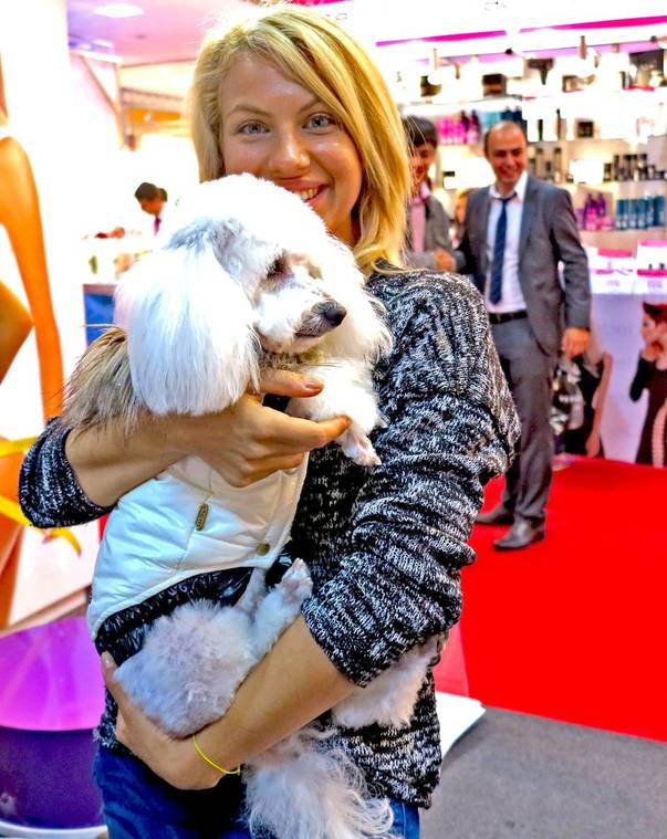 Amna, ÎNDRĂGOSTITĂ de cel mai bun prieten al Adelinei Pestriţu