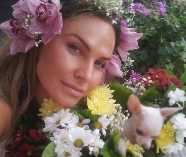 Anna Lesko, NEMACHIATĂ! Îţi place cum arată? | FOTO