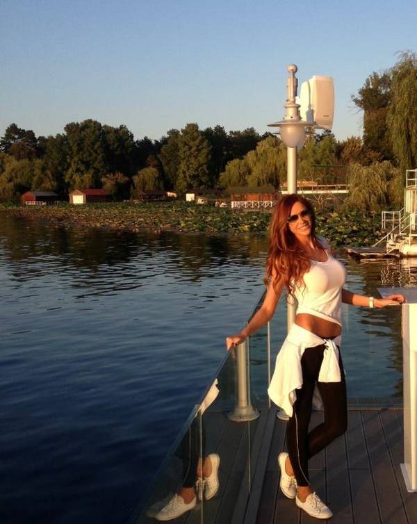 Ce face Bianca Drăgușanu dimineața, după ce se trezește! Intră aici să afli!