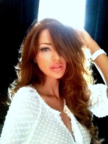 ”Nu-ți mai botoxa buzele atât de tare. E horror!” Vezi imaginea Biancăi Drăgușanu care a stârnit asemenea reacții!