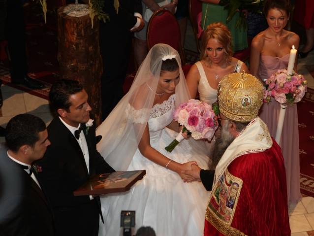 PRIMUL CADOU pe care EBA şi SYDA l-au primit la nuntă! Vezi ce i-a EMOŢIONAT PÂNĂ LA LACRIMI | FOTO