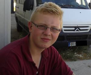 Mărturia unui tânăr din "Autocarul groazei": "Erau oameni plini de sânge, cu pielea smulsă până la os!" EXCLUSIV