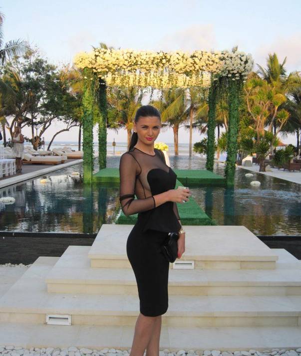 Ramona Gabor și Kate Walsh, îmbrăcate în ROCHII IDENTICE. Cui îi stă mai bine? | FOTO