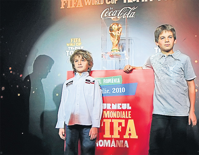 Florin Răducioiu a dat în mintea copiilor