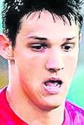 Stefan Nikolici, atacantul muntenegrean al Stelei, a marcat în poarta celor de la FC Copenhaga după ce a atins balonul cu toate părţile corpului