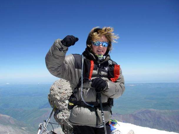 Libertatea vă prezintă cei mai cunoscuţi practicanţi ai disciplinelor extreme - Ce sportivi nebuni!