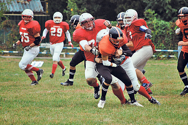 Ionel Dănciulescu s-a apucat de fotbal american! Atacantul lui Dinamo, este mort după sportul importat din SUA