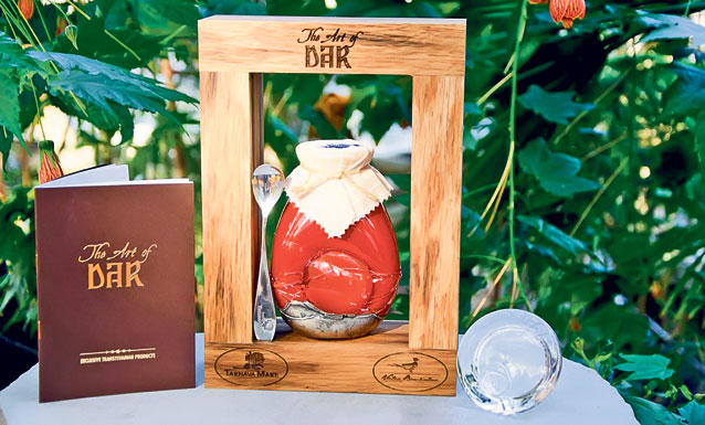 Ea face gemul de 365 de euro borcanul! Produs la Viscri, vândut la Paris