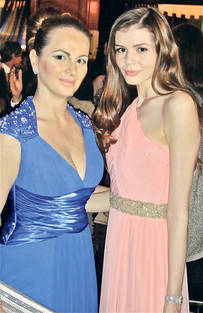 Irina se simte părăsită de propria-i mamă | Fiica de cinci ani a Monicăi Gabor şi a lui Irinel Columbeanu trece prin momente grele