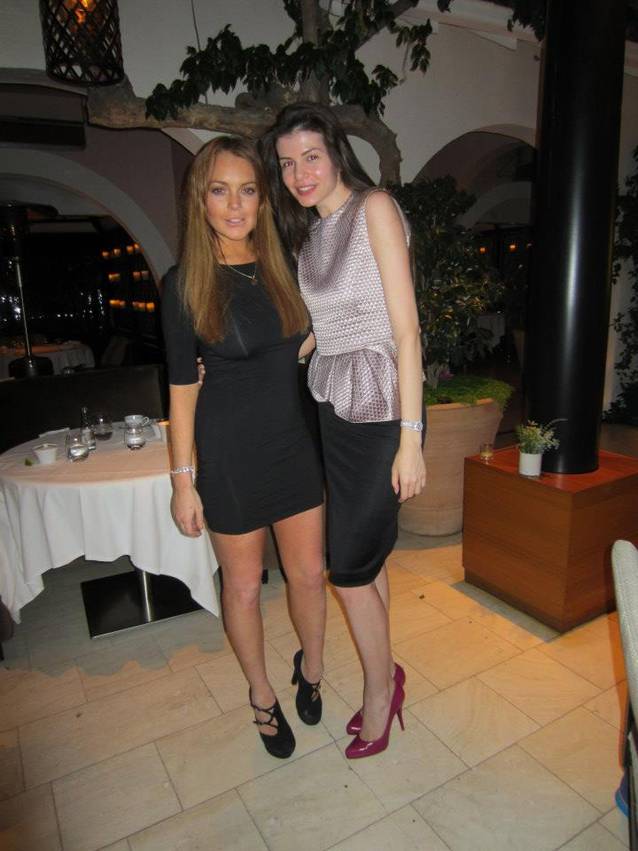 Monica Gabor, la braţ cu Lindsay Lohan! FOTO