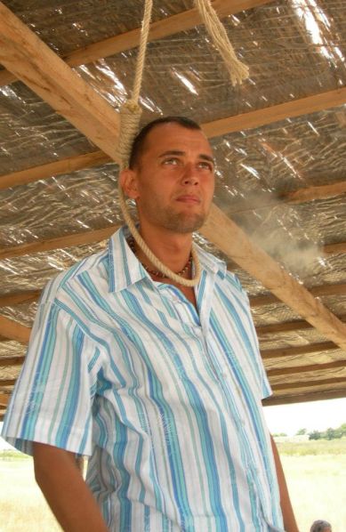 FOTOGRAFIE ŞOCANTĂ cu ORESTE, publicată pe internet de fiul lui Adrian Păunescu | VEZI imaginea în articol