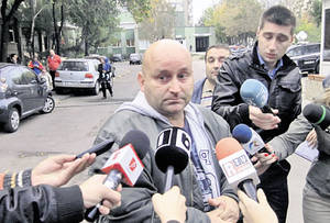 Iată ce păpuşică a vrut să ucidă! Micuţa Maria Alexandra, aruncată de propria mamă pe caldarâm dintr-un taxi, e vedeta Spitalului Marie Curie