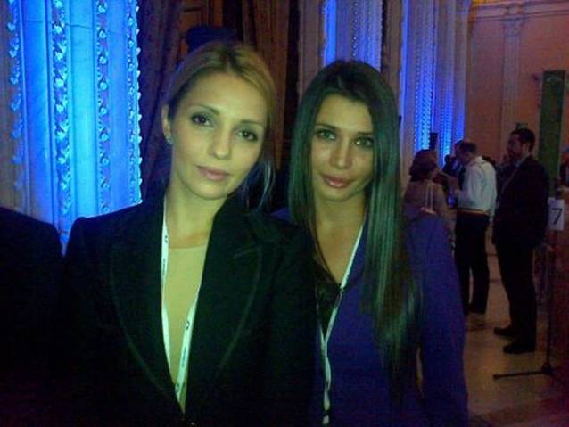 Elena Băsescu se laudă pe Twitter cu FIICA IULIEI TIMOȘENKO. Uite ce poză și-a făcut cu Eugenia