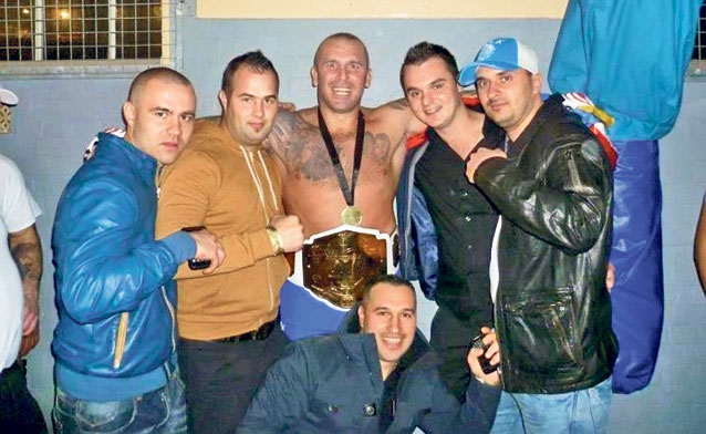 Cătălin Zmărăndescu, campion european | A câştigat titlul continental la IFC Mix Martial Arts, categoria grea