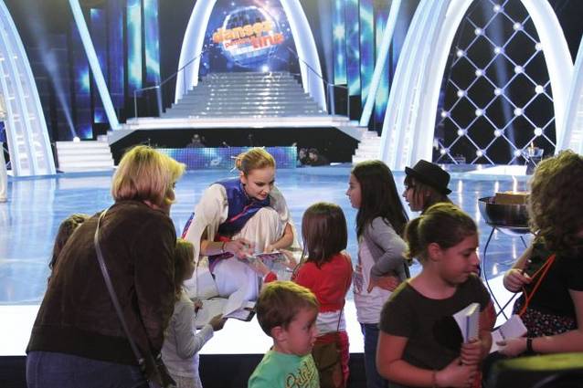 Ce fac jurații și vedetele în pauzele de la "Dansez pentru tine"? Imaginile pe care nu le vezi la TV