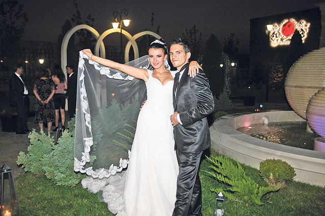 Dinu e bunic | Familia administratorului delegat de la Dinamo este de ieri mai numeroasă cu un membru