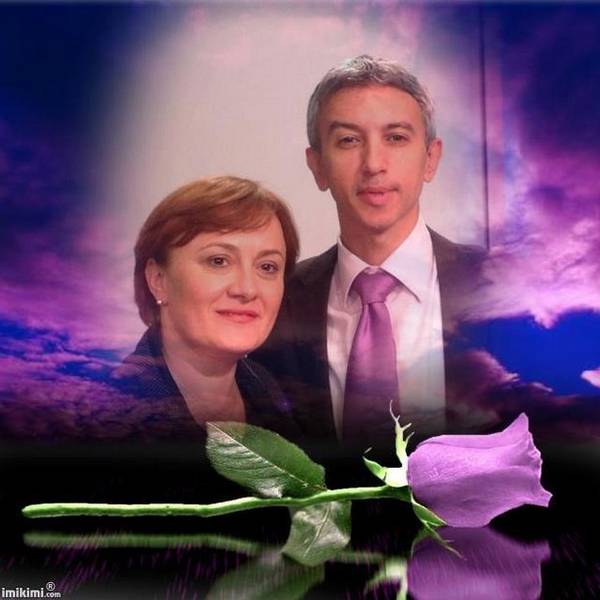 RÂZI de te ŢII CU MÂINILE DE BURTĂ! Cu ce POZE îşi face DAN DIACONESCU campanie pe INTERNET | Galerie uimitoare