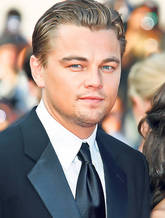 MIŞCARE NEAŞTEPTATĂ! Află pe cine a pus ochii Demi Moore