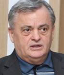 Un bucureştean învaţă informatică la 86 de ani ca să stea pe chat